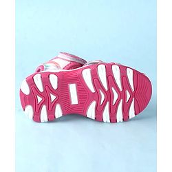 Cute Walk by Babyhug Sandals With Velcro Closure - Pink