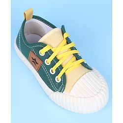 Cute Walk by Babyhug Casual Shoes with 3D Applique - Green