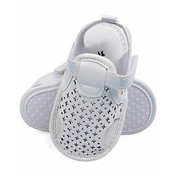 Cute Walk by Babyhug Booties With Star Design & Velcro Closure - White