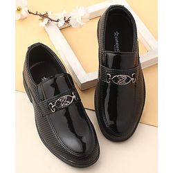 Cute Walk by Babyhug Slip On Solid Oxford Shoes - Black