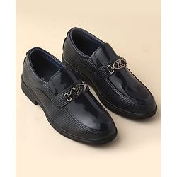 Cute Walk by Babyhug Slip On Solid Oxford Shoes - Black