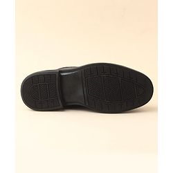 Cute Walk by Babyhug Slip On Solid Oxford Shoes - Black