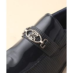 Cute Walk by Babyhug Slip On Solid Oxford Shoes - Black