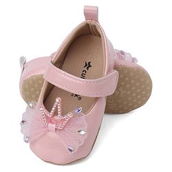 Cute Walk by Babyhug Booties With Bow Applique - Pink
