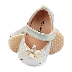 Cute Walk by Babyhug Booties With Bow Applique - Pink