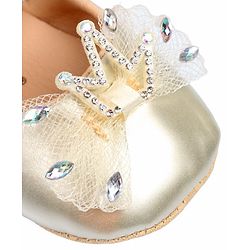 Cute Walk by Babyhug Booties With Bow Applique - Pink