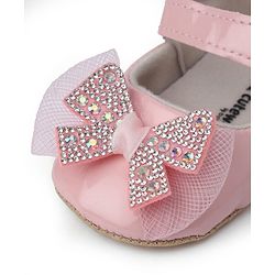 Cute Walk by Babyhug Booties With Bow Applique - Pink