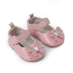 Cute Walk by Babyhug Booties With Bow Applique - Pink