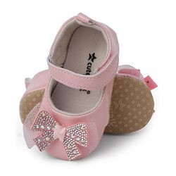 Cute Walk by Babyhug Booties With Bow Applique - Pink