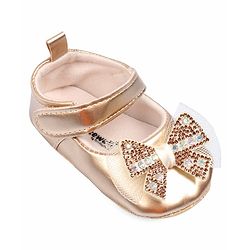 Cute Walk by Babyhug Booties With Bow Applique - Pink