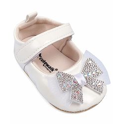 Cute Walk by Babyhug Booties With Bow Applique - Pink