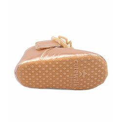Cute Walk by Babyhug Booties With Bow Applique - Rose Gold