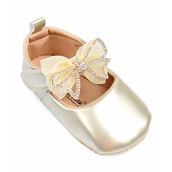 Cute Walk by Babyhug Booties With Bow Applique - Rose Gold