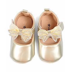 Cute Walk by Babyhug Booties With Bow Applique - Rose Gold