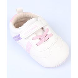 Cute Walk by Babyhug Velcro Closure Printed Booties - Pink & White