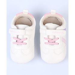 Cute Walk by Babyhug Velcro Closure Printed Booties - Pink & White