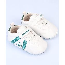 Cute Walk by Babyhug Velcro Closure Printed Booties - Pink & White