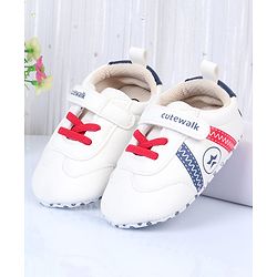 Cute Walk by Babyhug Velcro Closure Printed Booties - Pink & White