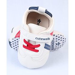 Cute Walk by Babyhug Velcro Closure Printed Booties - Pink & White