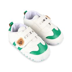 Cute Walk by Babyhug Velcro Closure Booties with Bear Applique - Green & White