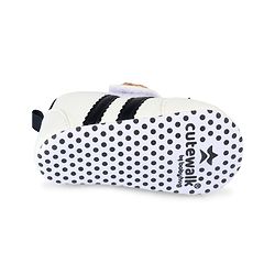 Cute Walk by Babyhug Velcro Closure Booties with Bear Applique - Green & White