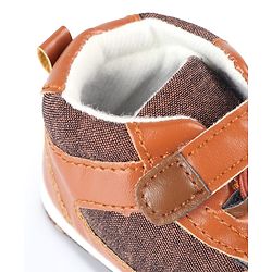 Cute Walk by Babyhug Velcro Closure Booties - Brown