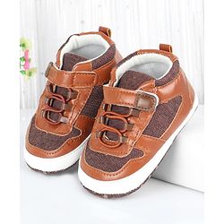 Cute Walk by Babyhug Velcro Closure Booties - Brown