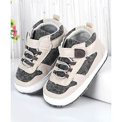 Cute Walk by Babyhug Velcro Closure Booties - Brown