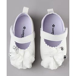 Cute Walk by Babyhug Velcro Closure Booties with Floral Applique - White