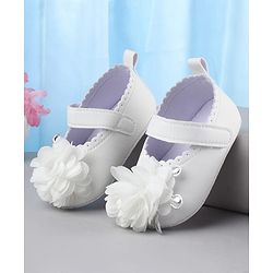Cute Walk by Babyhug Velcro Closure Booties with Floral Applique - White