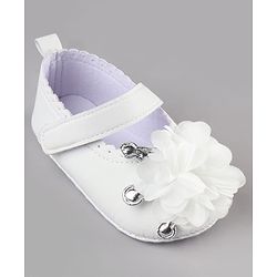 Cute Walk by Babyhug Velcro Closure Booties with Floral Applique - White