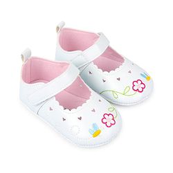 Cute Walk by Babyhug Velcro Closure Booties with Embroidery - White