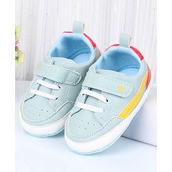 Cute Walk by Babyhug Velcro Closure Solid Booties - Blue