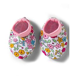 Babyhug 100% Cotton Interlock Knit Cap Mittens & Booties & Floral Print Pink - Diameter 13.75 cm