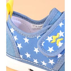 Cute Walk by Babyhug Velcro Closuer Casual Shoes With Star Print & Cat Applique - Blue
