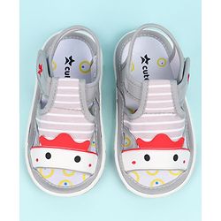 Cute Walk by Babyhug Sandals With Face Applique & Velcro Closure - Grey