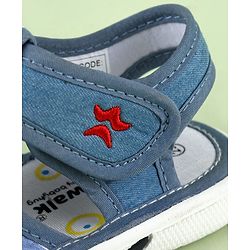 Cute Walk by Babyhug Sandals With Face Applique & Velcro Closure - Grey