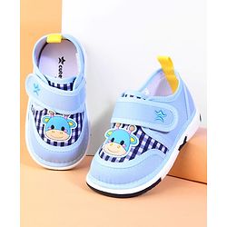 Cute Walk by Babyhug Velcro Closure Checks Casual Shoes With Cow Applique - Light Blue