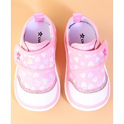 Cute Walk by Babyhug Velcro Closure Casual Shoes With Heart Print - Pink