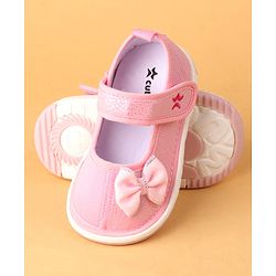 Cute Walk by Babyhug Velcro Closure Casual Shoes With Bow Applique - Pink