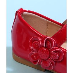 Cute Walk by Babyhug Velcro Closure Ballerina With Floral Applique - White