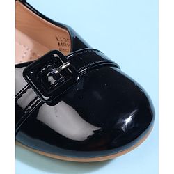 Cute Walk by Babyhug Velcro Closure Solid Ballerina - Black