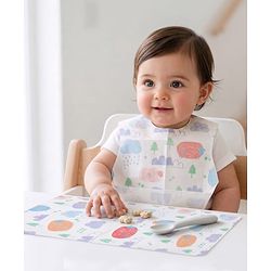 Babyhug Triple Layer Disposable Feeding Bibs Pack of 30| Waterproof| Crumb Catcher Pocket| Travel Friendly| Hygienic & Easy to Wear| Single Use Bibs for 6+ Months Babies