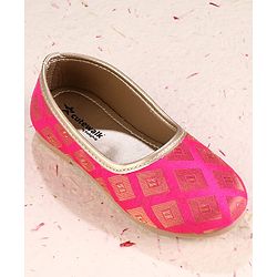 Cute Walk by Babyhug Slip On Mojaris with Design  - Dark Pink