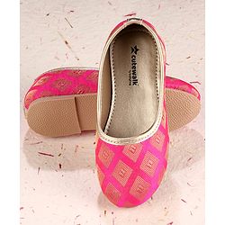 Cute Walk by Babyhug Slip On Mojaris with Design  - Dark Pink