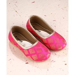 Cute Walk by Babyhug Slip On Mojaris with Design  - Dark Pink