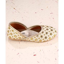 Cute Walk by Babyhug Slip On Mojaris With Sequin Embroidery - Golden