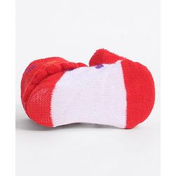Cute Walk by Babyhug Socks With Heart Applique - Red