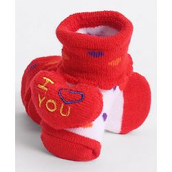 Cute Walk by Babyhug Socks With Heart Applique - Red