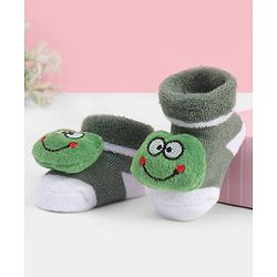 Cute Walk by Babyhug Socks With Frog Applique - Green